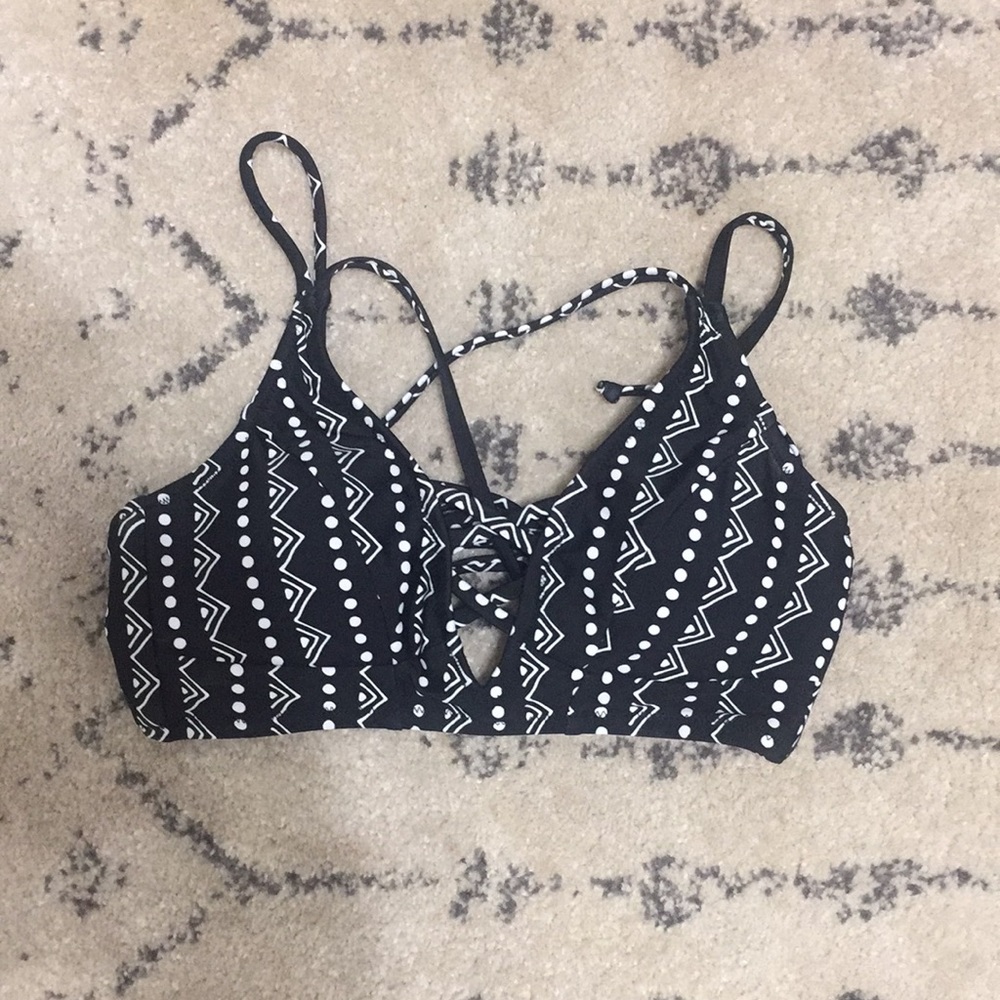 NWOT Tribal swim top